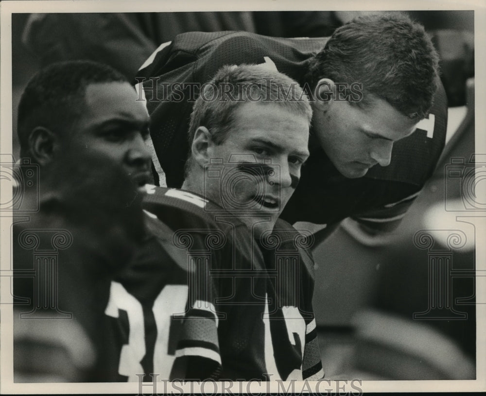 Press Photo Auburn University Football Quarterback Jeff Burger On The Bench- Historic Images