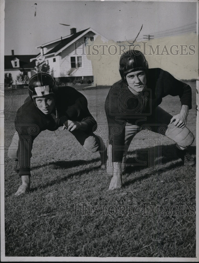 1946 Press Photo Berra Football-Bob Kaspar and Dick Shafts - cvb43373- Historic Images