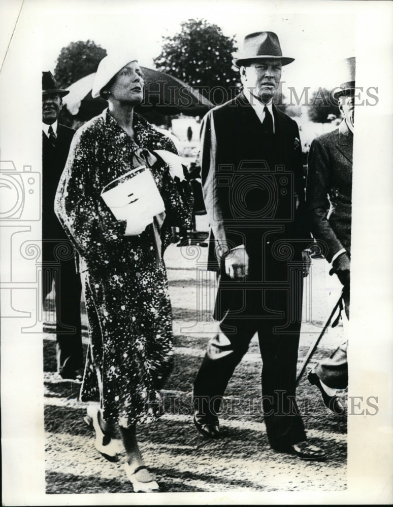 1935 Press Photo Gene Tunney & Mrs Tunney at Vice Roy Palace in Delhi India- Historic Images