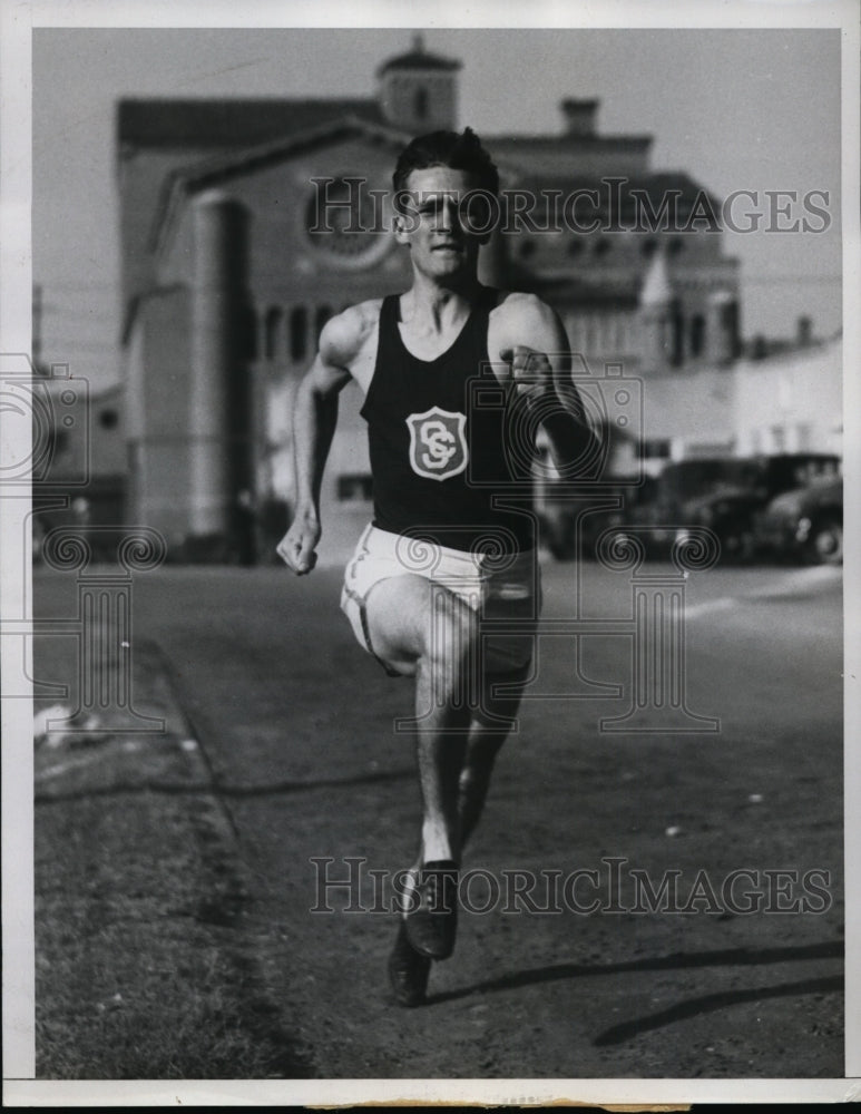 1935 Press Photo Fred Lantz Southern California track star for the mile- Historic Images