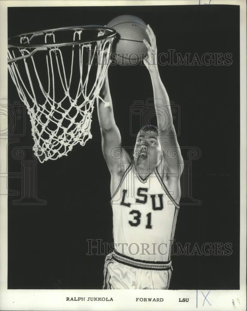 1968 Press Photo Basketball - LSU's Ralph Jukkola Jumps Toward Basket- Historic Images