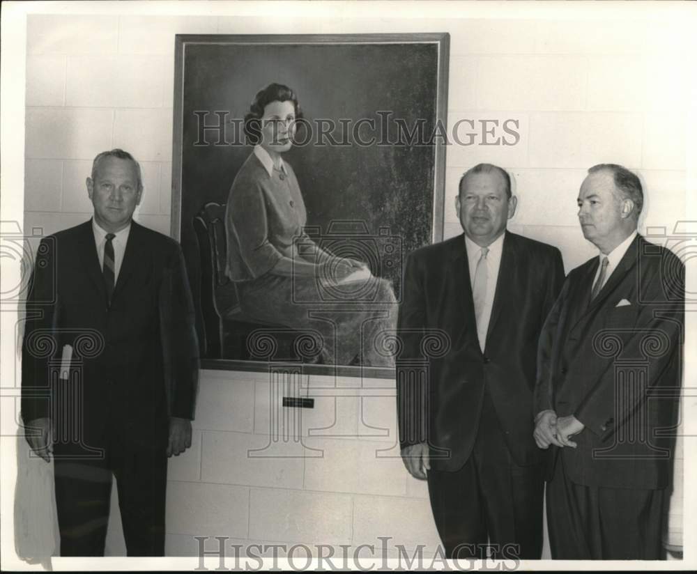 1967 Press Photo Portrait of Marion Pfeifer Abramson unveiled at namesake school- Historic Images