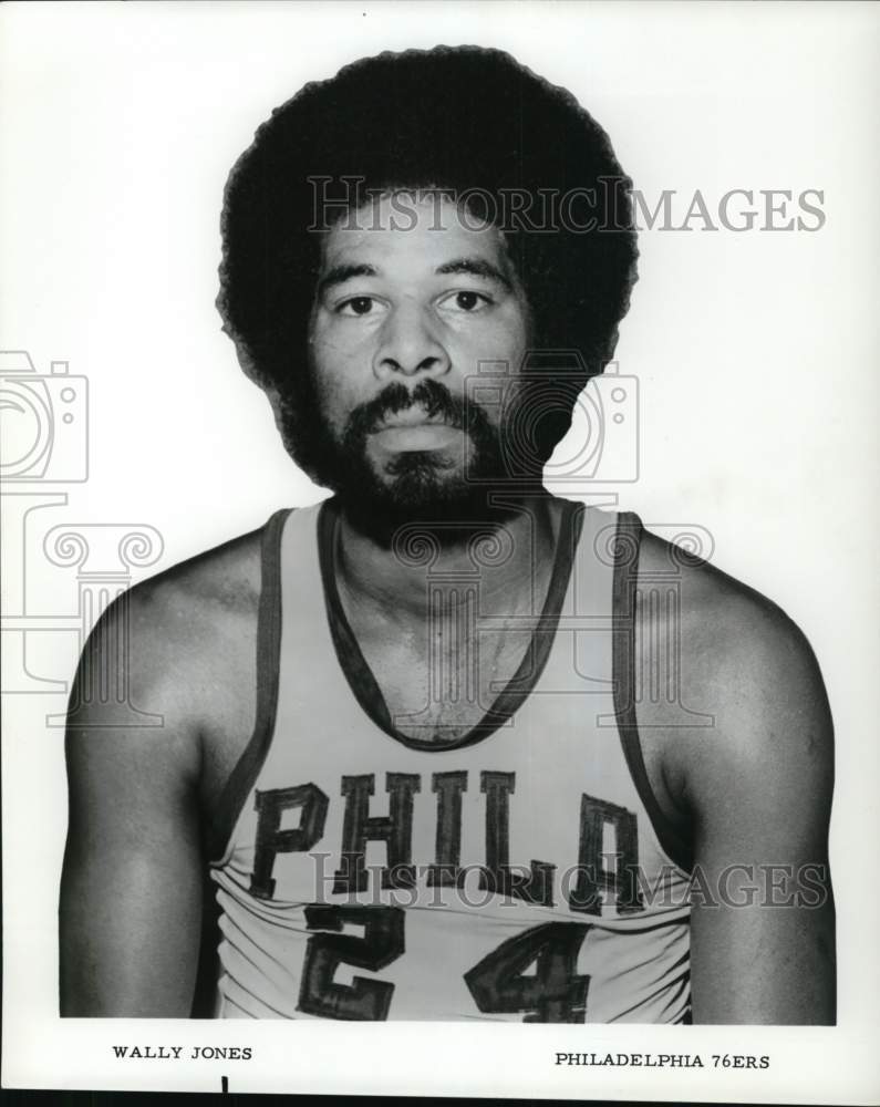 1971 Press Photo Philadelphia 76ers basketball player Wally Jones - pis10859- Historic Images