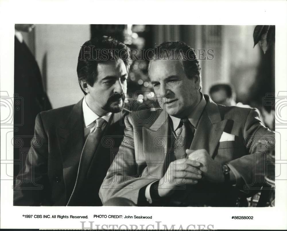 1997 Press Photo Actors Joe Montegna and Danny Aiello in "The Last Don"- Historic Images