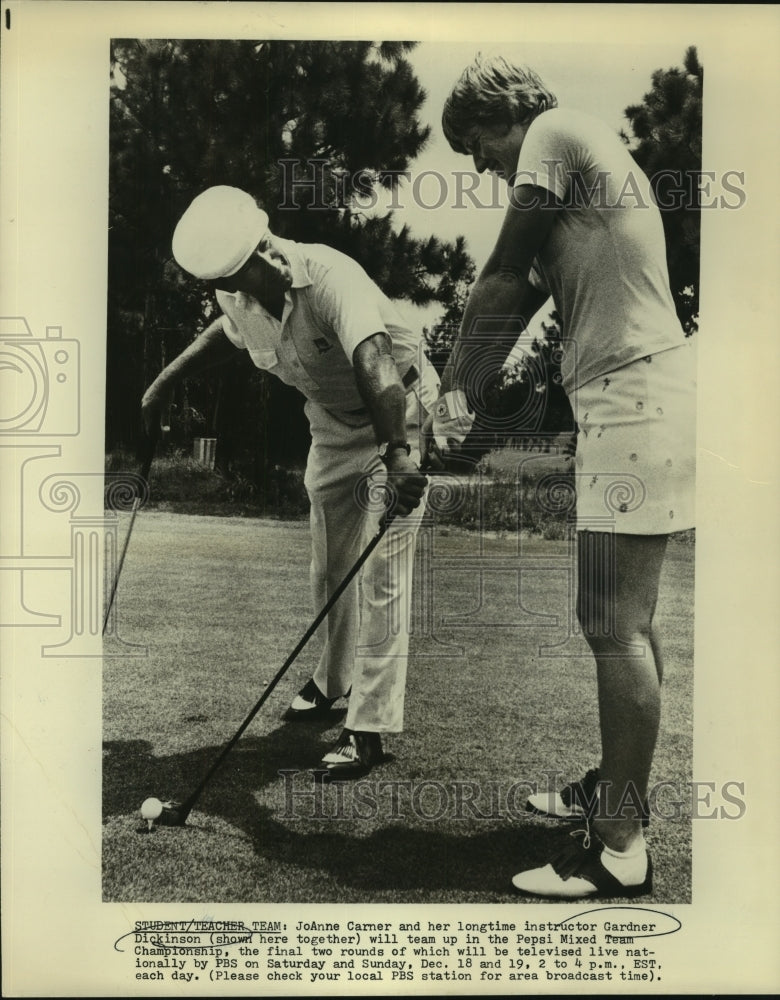 Press Photo Golfer JoAnne Carner with Instructor Gardner Dickinson - sas07150- Historic Images
