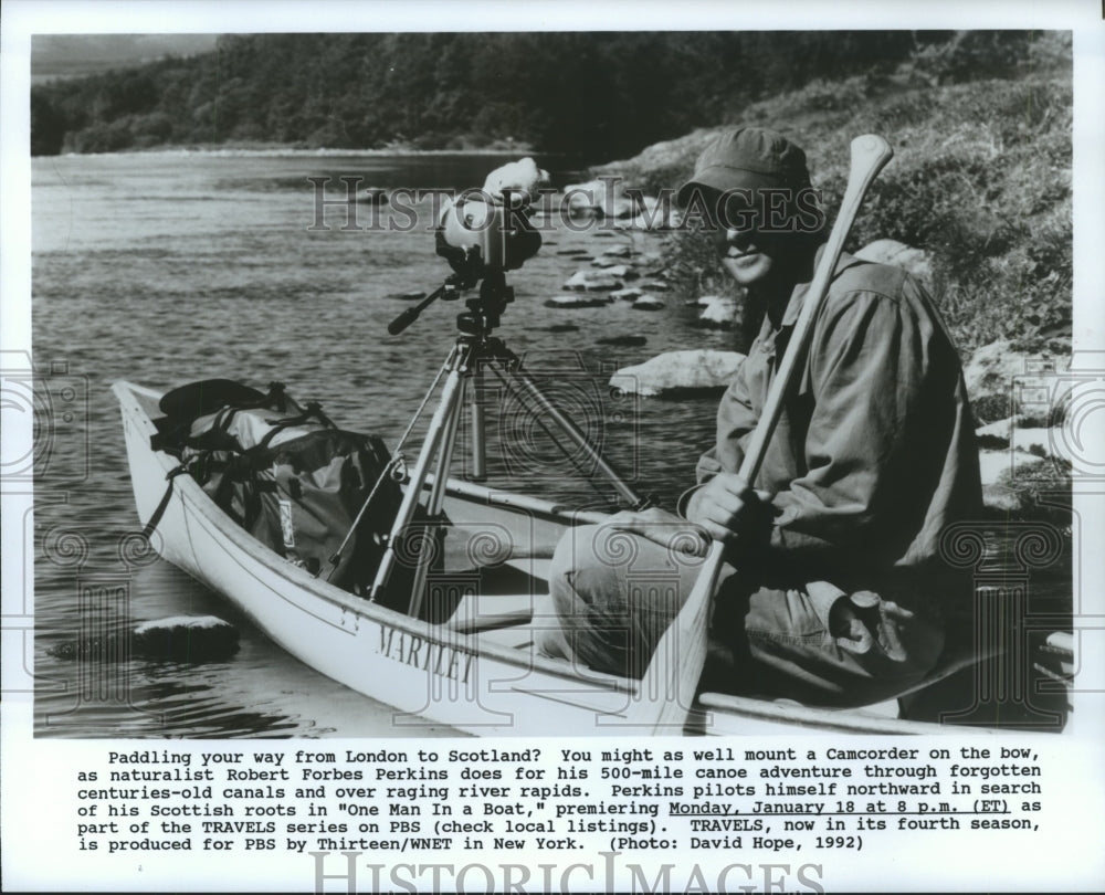 1992 Press Photo Robert Forbes Perkins in One Man In A Boat series of "Travels"- Historic Images