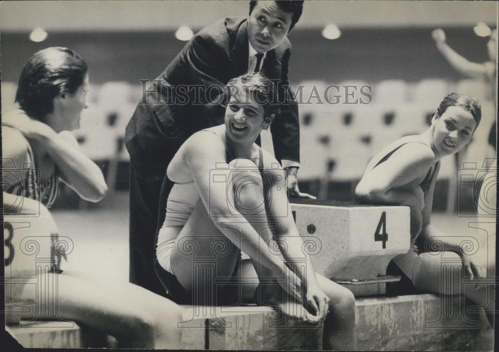 Press Photo Tokyo Olympics: Dawn Fraser - Historic Images