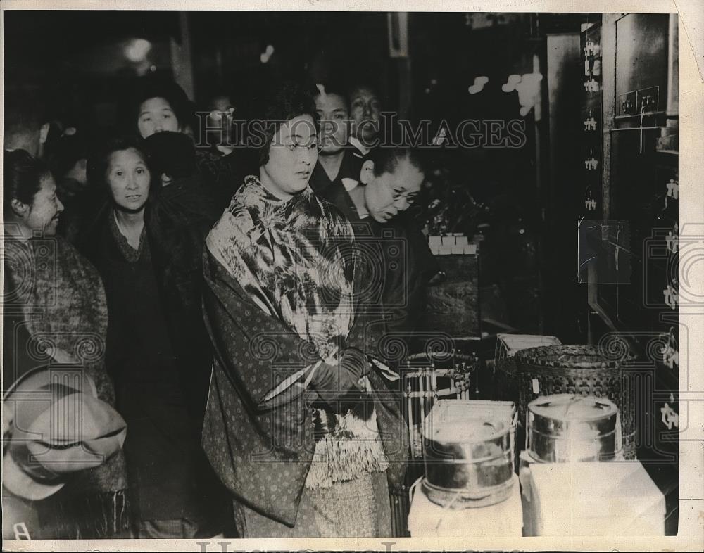 1924 Press Photo Princess Nahimoto shopping at SHirokiya store in Toyko,Japan - Historic Images