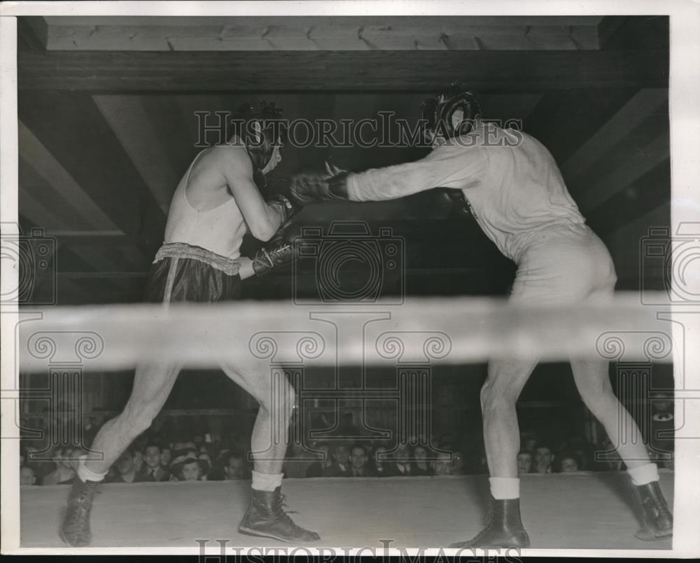 1938 Press Photo Barney Ross, Pete Caro in Boxing Workout - nes10355 - Historic Images