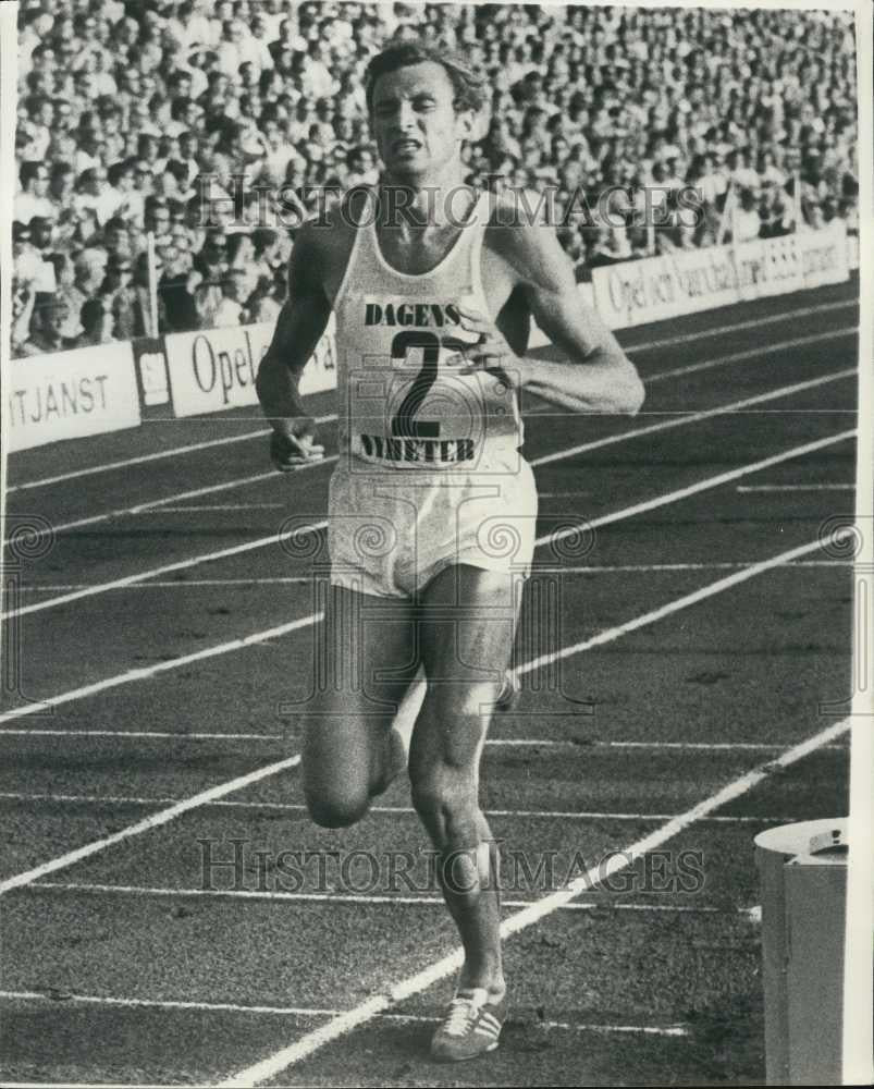1958 Press Photo German Athlete Runner Bobo Tummler - Historic Images