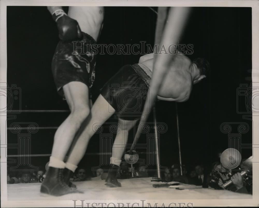 1940 Press Photo Jersey City NJ MAx Baer vs Pat Comiskey TKO in 1st round - Historic Images