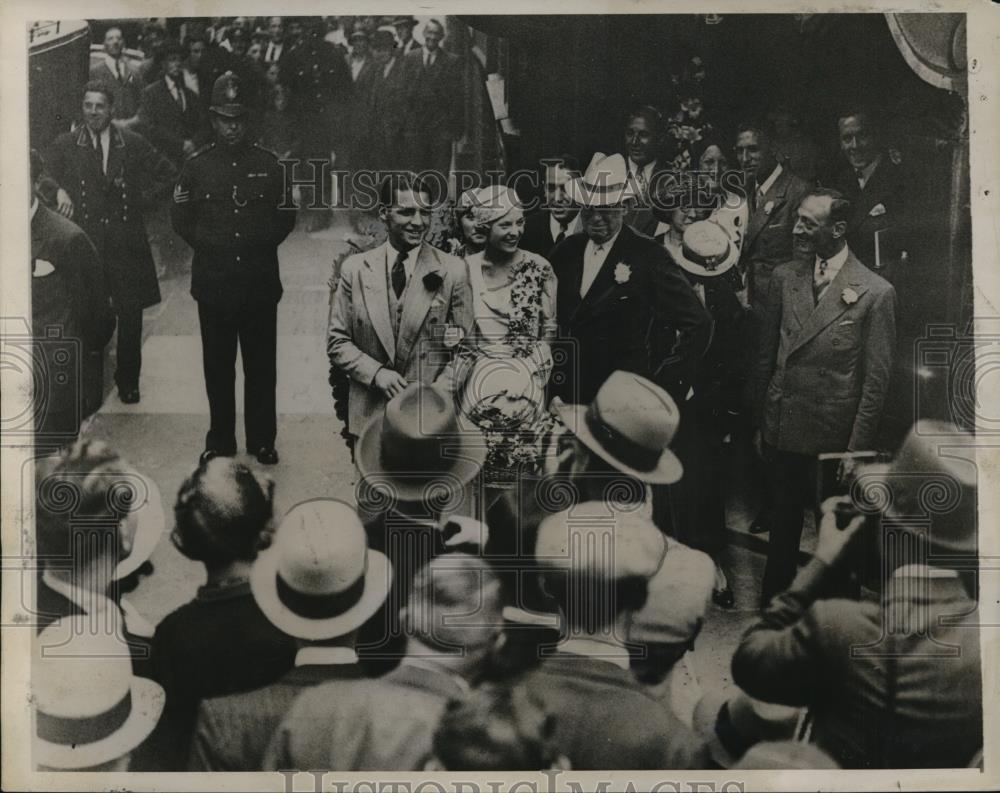 1933 Press Photo Jack Kid Berg wes Bunty Pain, CB Cochran gives bride away - Historic Images