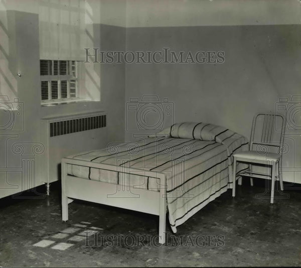 1950 Press Photo Multnomah County Juvenile Home Living Quarters High 1950-press-photo-multnomah-county-juvenile-home-living-quarters-high