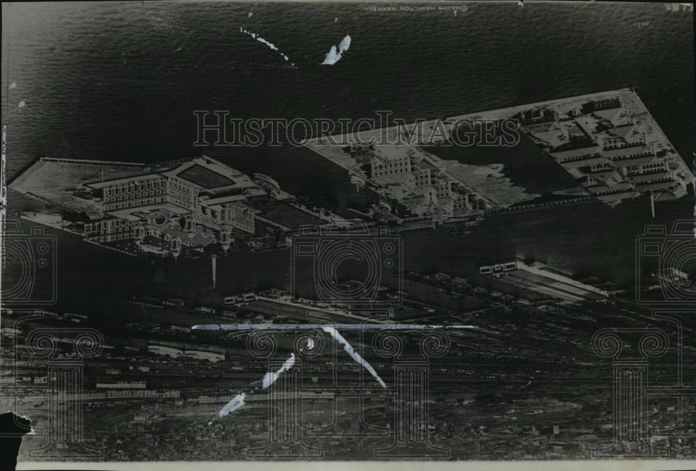 1925 Press Photo Ellis Island Immigrant Station Forecast - cvb70827 - Historic Images