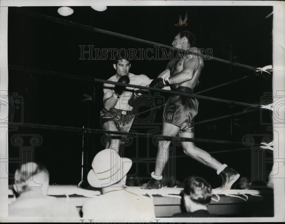 1934 Press Photo Jo Knight vs Maxie Rosenbloom in bout in Miami Florida - Historic Images