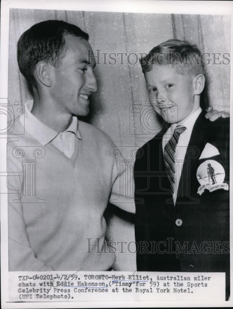 1959 Press Photo Australian mile racer Herb Elliot at Sports Celebrity Press Con - Historic Images