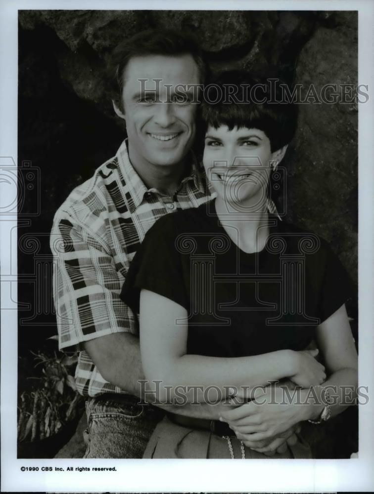 1990 Press Photo Joe Penny and Terri Garber star in Jake and the Fatman - Historic Images