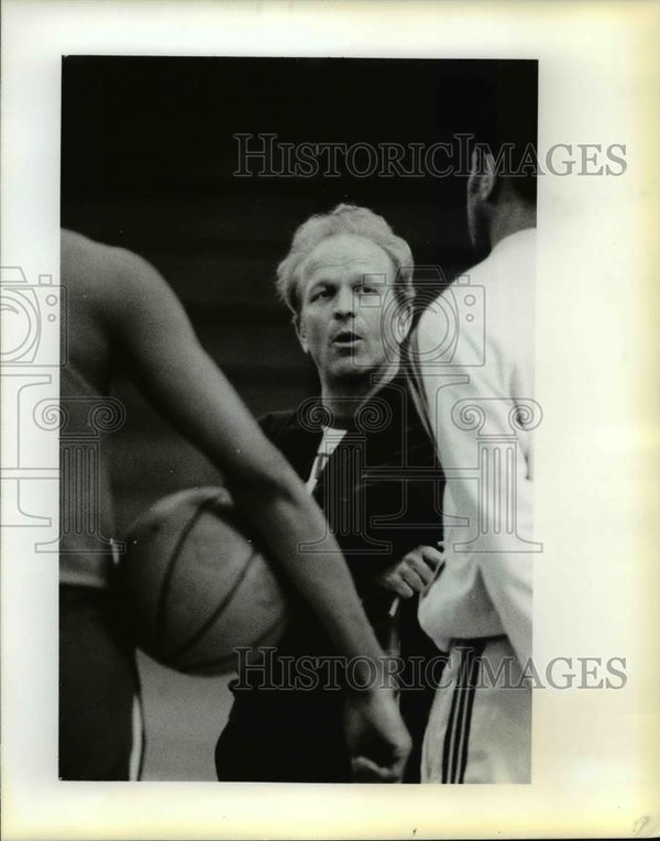 Press Photo Cotton Fitzsimmons orc03629 Historic Images