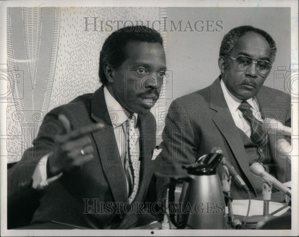 1984 Press Photo Harold D. Murdock President BoE - Historic Images