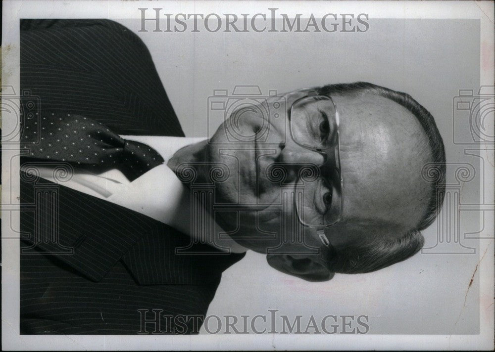 1984 Press Photo Donald Petersen  businessman CEO Ford - Historic Images