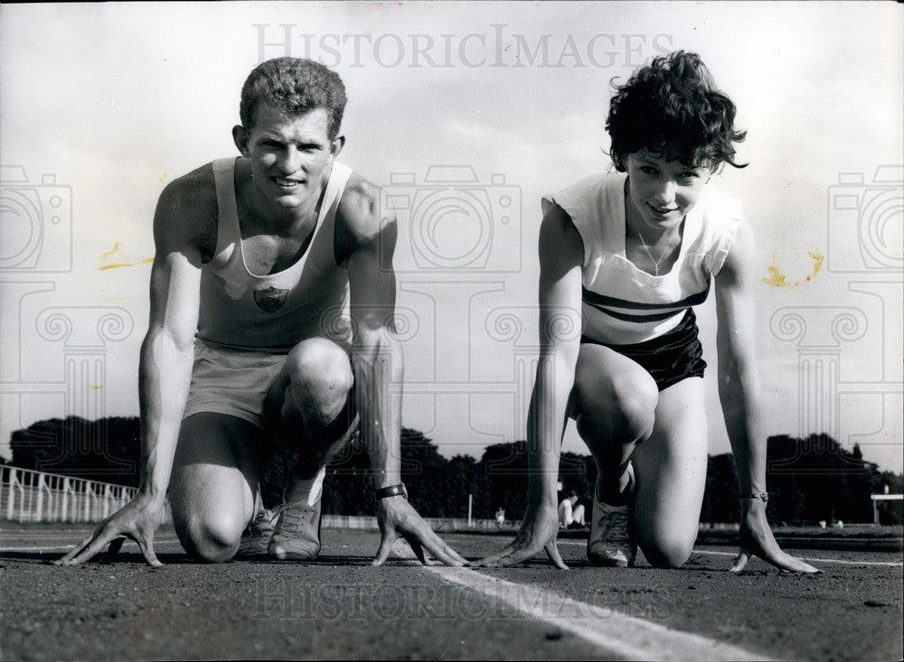 Press Photo Runner Robbie Brightwall & Fiancee Ann Packer - KSB30203 - Historic Images