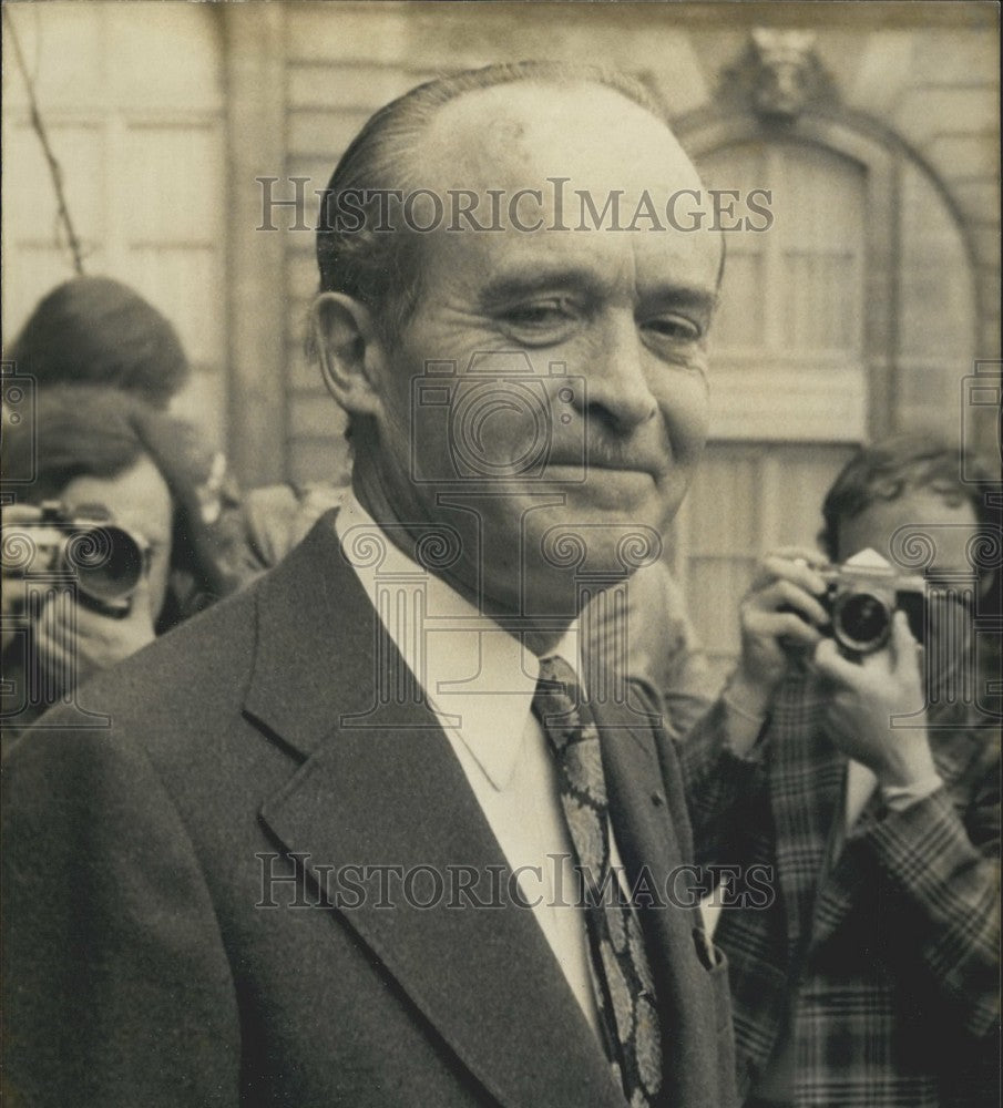 1974 Press Photo Minister of Foreign Affairs Jean Sauvagnargues - KSK06049-Historic Images