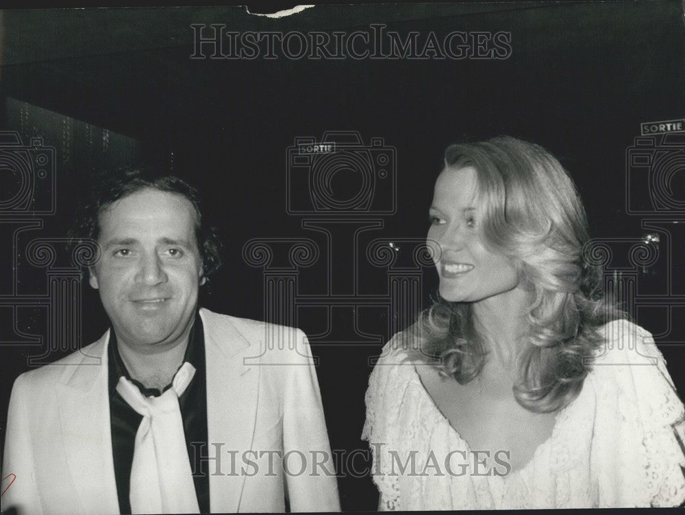 1979 Press Photo Jean Yanne with Star of his Film Mimi Coutelier - Historic Images