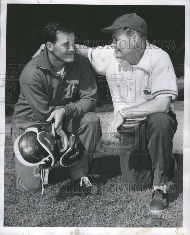 1954 Press Photo Detroit Lions Football Robert Smith - Historic Images