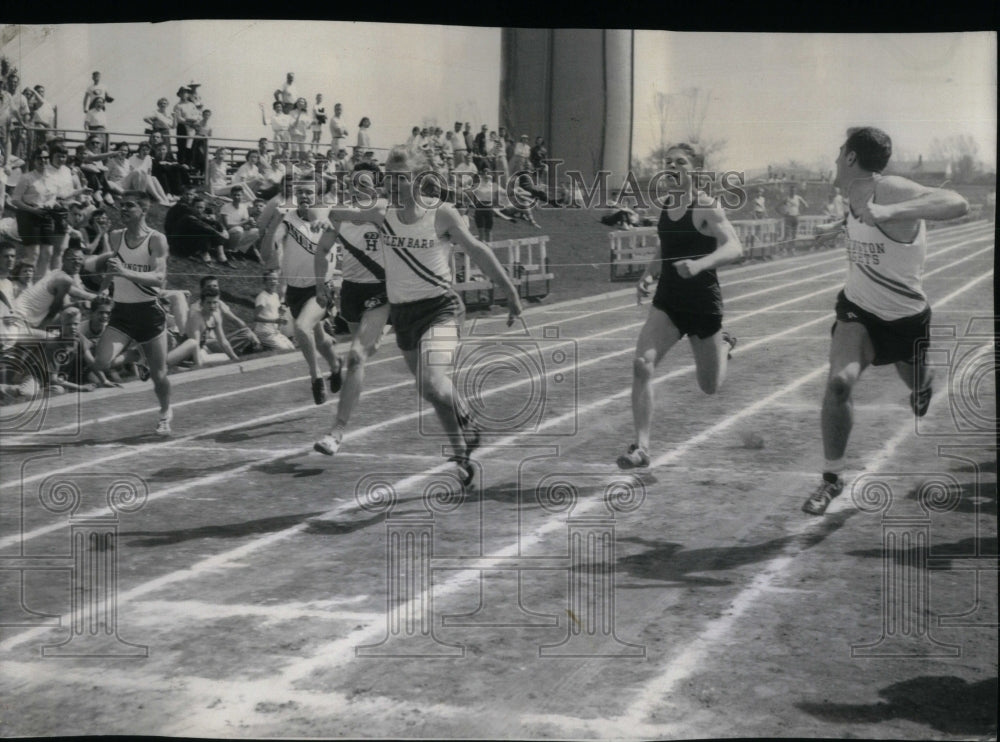 1959 Hinsdale Relays 100 yard dash-Historic Images