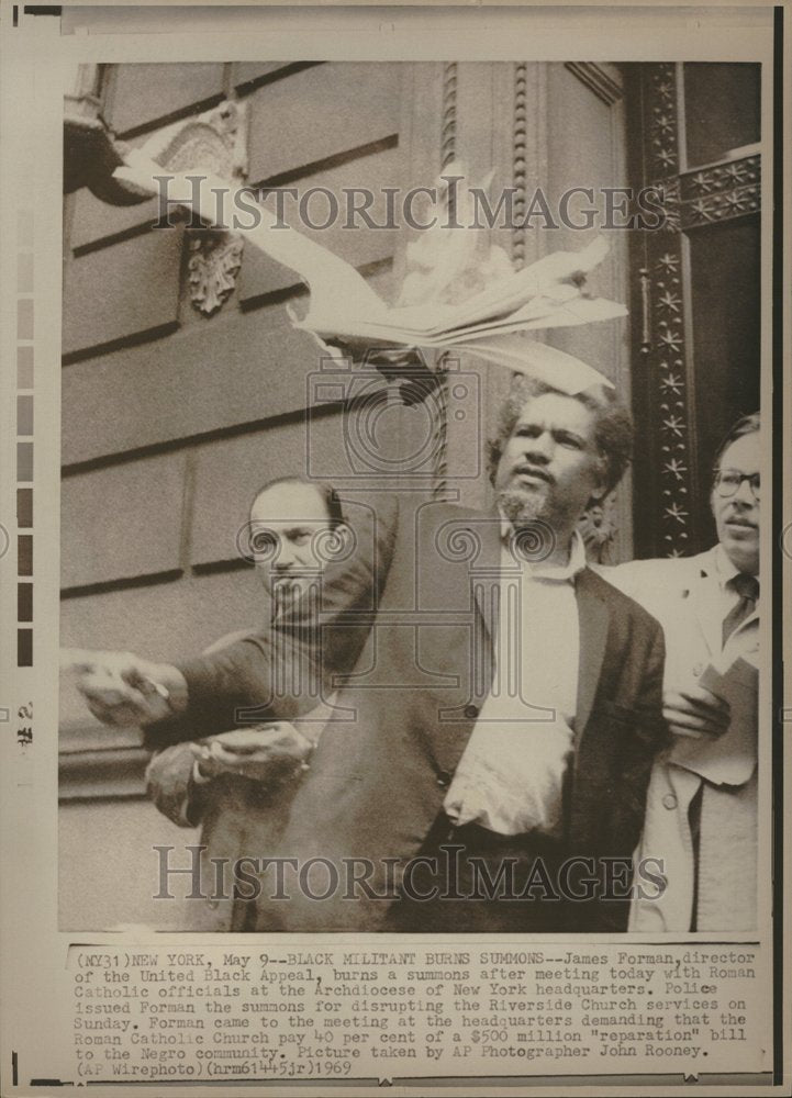 1969 Press Photo NY Black Militant Burg Summons James - RRV22847 - Historic Images