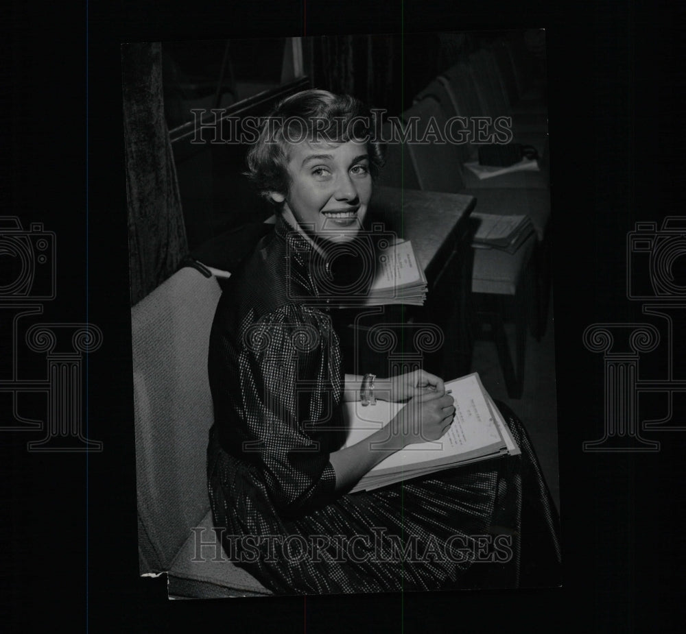 1950 Press Photo Mrs. Betsy Drake - RRW18307 - Historic Images