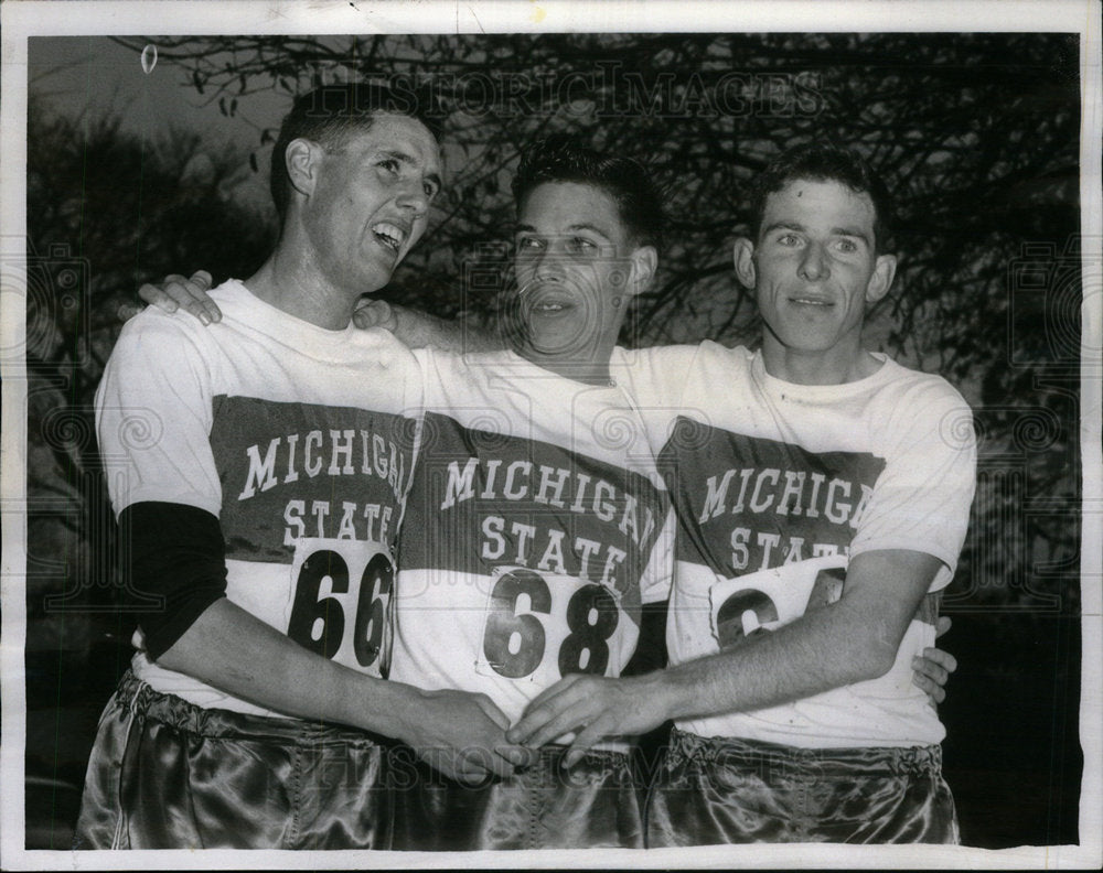 1959 Press Photo Crawford Kennedy Michigan Athlete - Historic Images