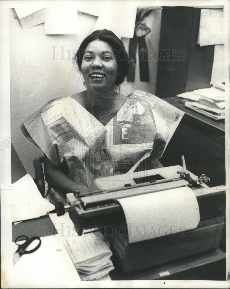 1975 Press Photo Betty Washington,reporter - Historic Images