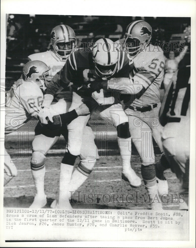 1977 Press Photo Colts vs. Lions - Historic Images