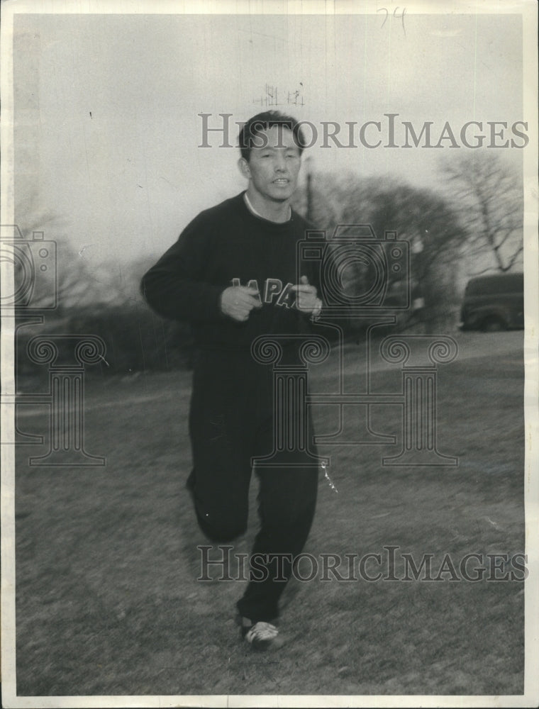 1957 Press Photo Toyoshichi Nagata training for his next run - Historic Images