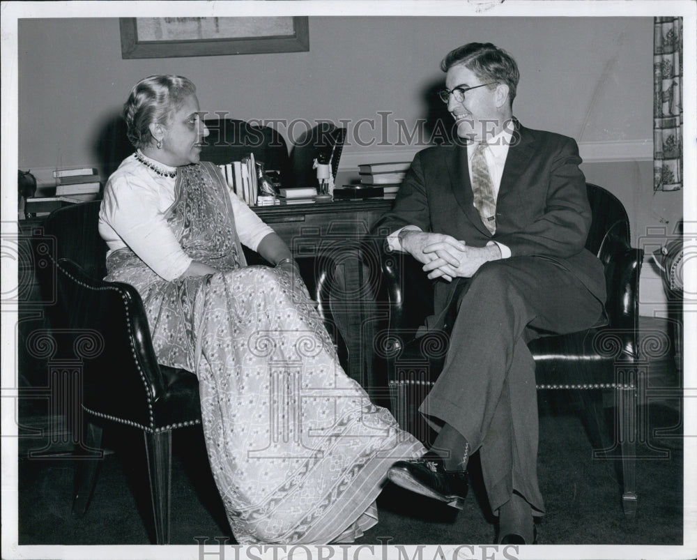 1961 Press Photo Mrs. Vijaya Lakshmi Paudit - Historic Images