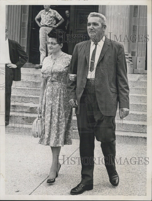 Mr & Mrs Albert Redgate at Brighton District court 1965 Vintage Press
