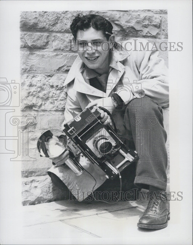 1950 Press Photo Allyn Baum, Intl News Photos Staff Photographer badly beaten - Historic Images