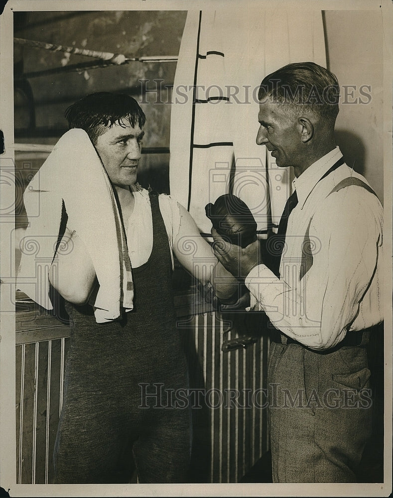 1931 Press Photo Boxer Midget Mike ODowd & trainer Harry Poston - Historic Images