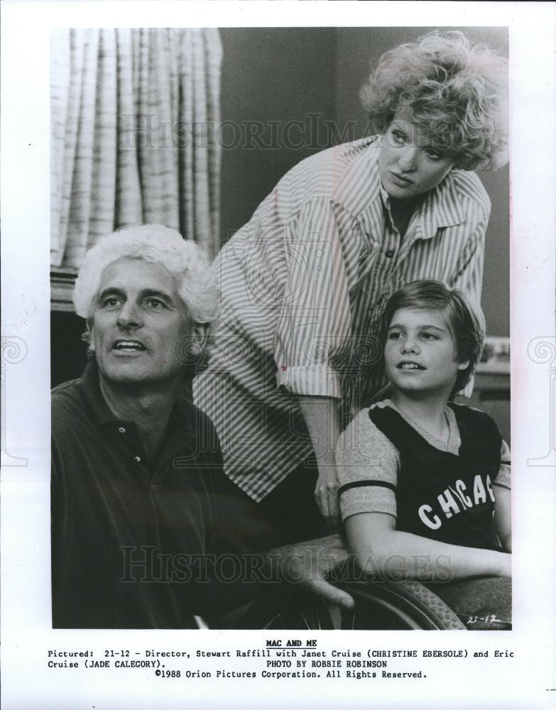 1988 Press Photo Mac and Me Stewart Raffill Janet Cruis - Historic Images