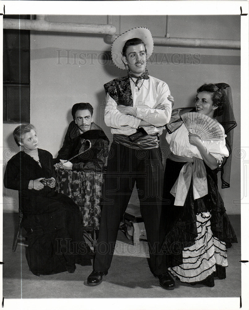 1950 Press Photo Senior play acting theater drama - Historic Images