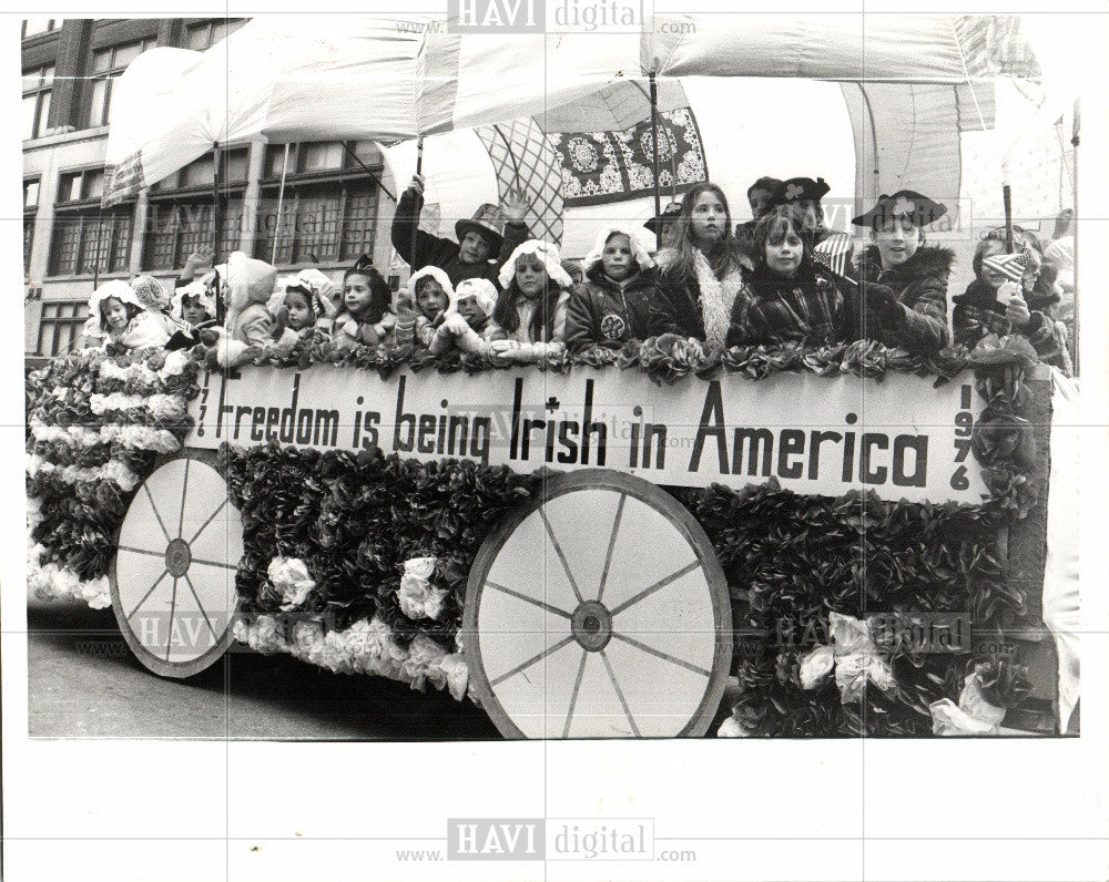 1976 Press Photo Saint Patrick&#39;s Day - Historic Images