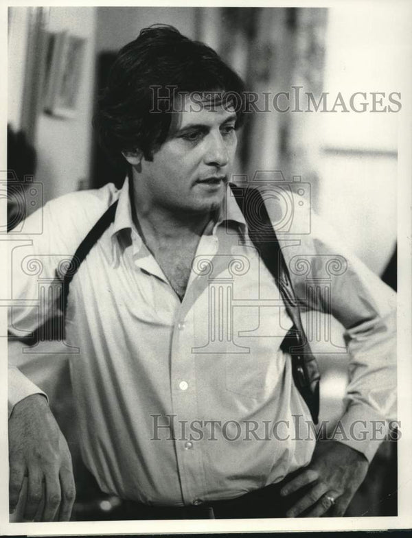 1973 Actor Joseph Bologna in a scene from "Honor Thy Father" Historic
