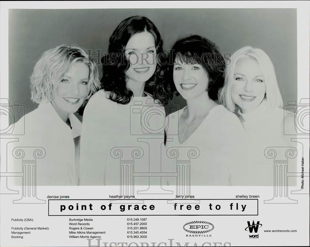 2002 Press Photo Members of Point of Grace music group - lra11211