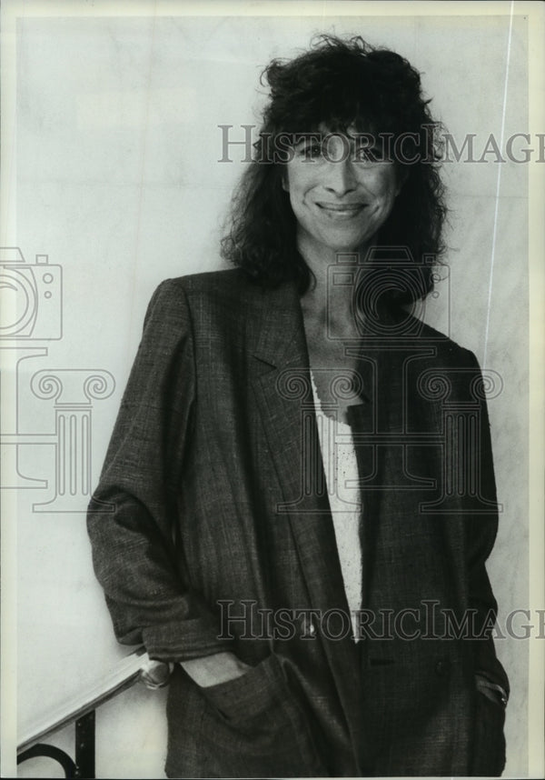 1982 Valerie Curtin In Los Angeles Filming For 9 To 5 TV Series 1982-valerie-curtin-in-los-angeles-filming-for-9-to-5-tv-series