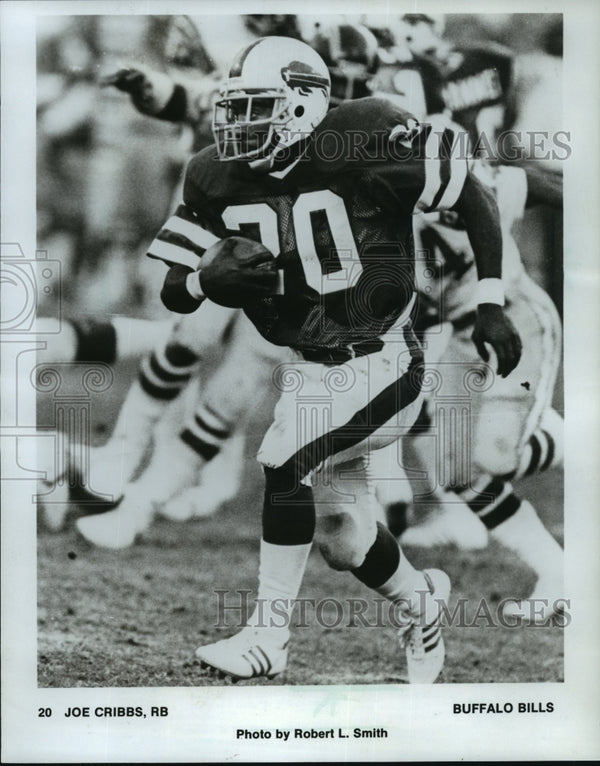 1982 Press Photo Buffalo Bills football running back, Joe Cribbs, in action