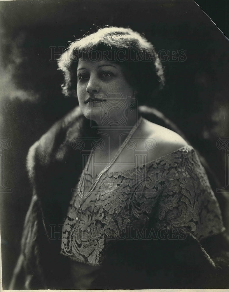 1923 Press Photo Mrs. Mel Gleen Stewart matron of honor at the wedding. - Historic Images