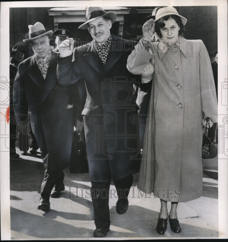 1950 Press Photo Dr & Mrs Hermann Sander Doctor on Trial for Mercy Death-Historic Images