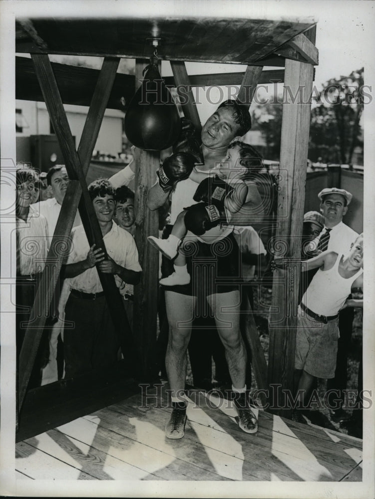1934 Press Photo Boxer Jimmy McLarnin in training at Orangeburg, NY - nes15313 - Historic Images