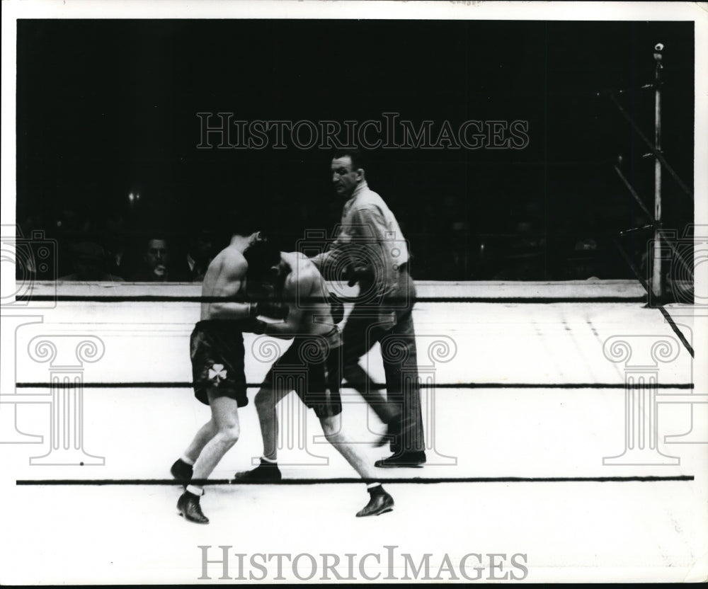 1934 Press Photo Jimmy McLarnin and Barney Ross Boxing Match - nes23447 - Historic Images